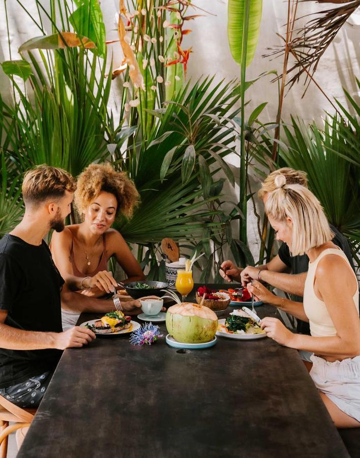 Loka Surf&Fitness Lodge Kuta  Eksteriør billede